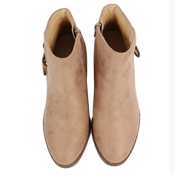 Size 6.5 Dark Wheat Zipper Stacked Heel Ankle Boot - Picture 3 of 6